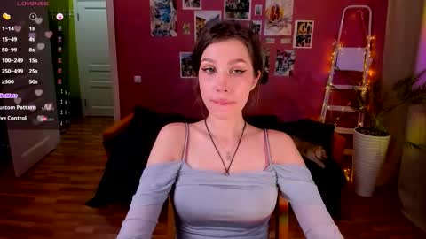 Light  online show from October 11, 10:45 pm