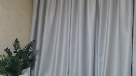 Mari online show from February 4, 4:18 pm