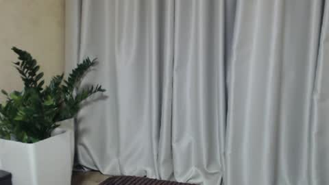 Mari online show from March 1, 4:22 pm