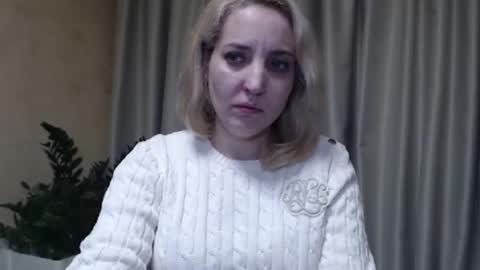 Mari online show from February 25, 4:03 pm