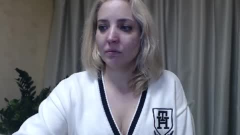 Mari online show from March 5, 2:23 pm