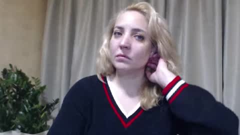 Mari online show from February 18, 2:49 pm