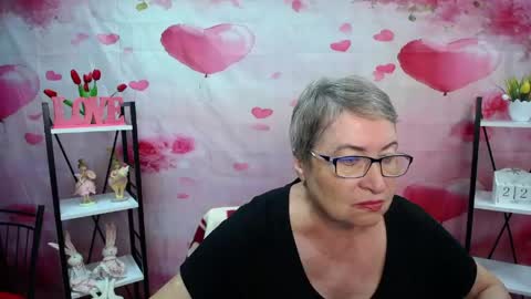 OlgaLuck online show from May 22, 5:05 am