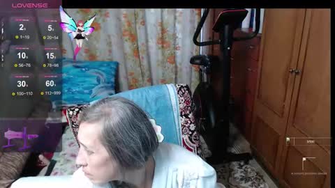 Snapshot of olguscha chatting on October 4, 12:22 pm Olguscha online show from October 4, 12:22 pm