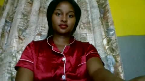 olinah610 online show from February 24, 3:32 pm