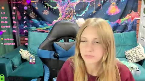 Snapshot of olisa_fox chatting on September 30, 8:13 pm Olisa fox online show from September 30, 8:13 pm