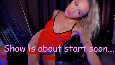 oliva_candy online show from November 25, 8:53 pm