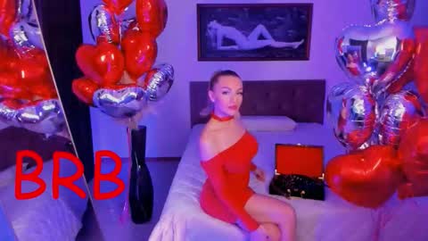 oliva_candy online show from February 15, 9:25 pm