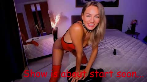 oliva_candy online show from May 12, 8:37 pm