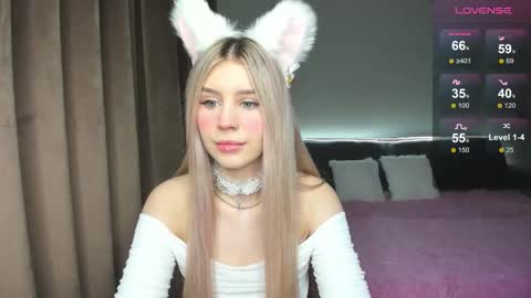 Olivia online show from November 25, 6:26 am