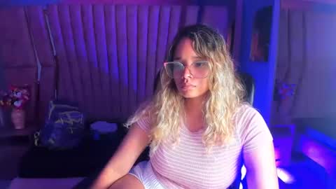  OLIVIA  online show from January 14, 3:01 am