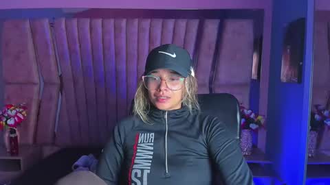  OLIVIA  online show from January 21, 2:11 am