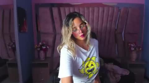  OLIVIA  online show from January 18, 2:58 am