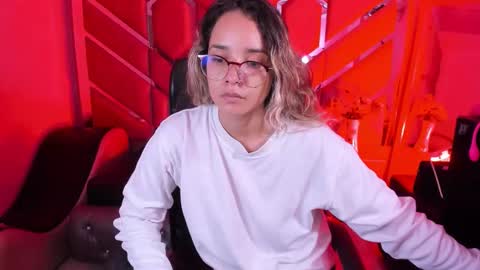  OLIVIA  online show from February 3, 4:10 am