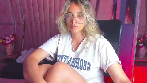 OLIVIA  online show from December 16, 5:27 am