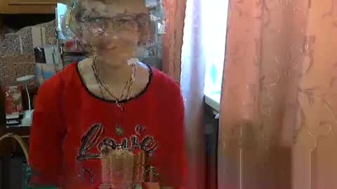 Olivia Mia online show from March 13, 8:48 am