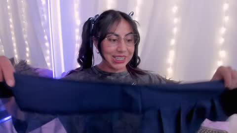 IG Im Oliviamorrys X OliviaMorrys online show from May 27, 12:43 am