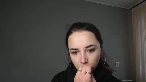 Olivia online show from April 10, 10:21 am