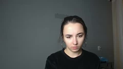 Olivia online show from November 4, 2:22 pm