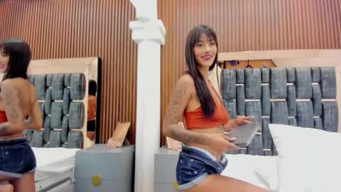 olivia_pearl_ online show from October 4, 12:11 pm