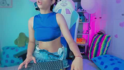 olivia_pretty_ online show from February 24, 12:14 pm