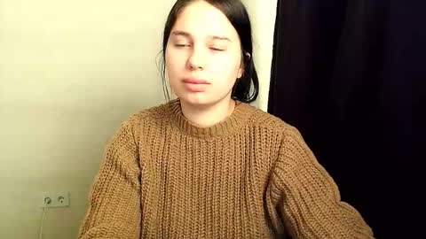 Olivia online show from October 20, 3:53 am