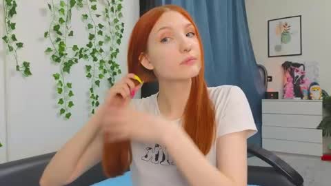  OLIVIA    online show from November 17, 7:14 pm