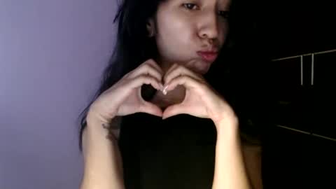 oliviaaa__ online show from May 8, 6:10 pm