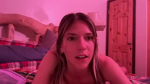 Olivia online show from March 3, 12:34 am