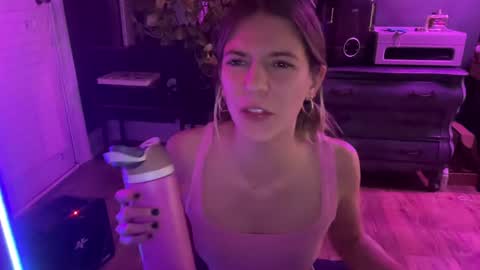 Olivia online show from January 7, 7:20 am