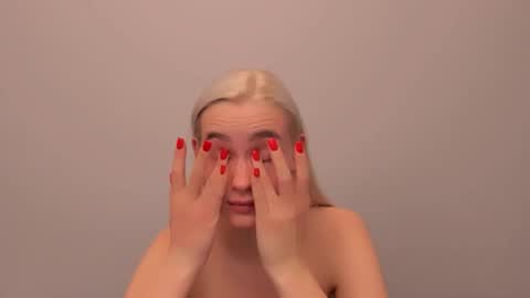 oliviaBeauty online show from December 18, 10:14 pm