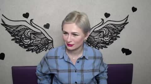 OliviaHorst online show from April 11, 5:16 pm