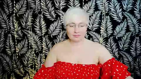 Kelly online show from May 24, 11:09 am