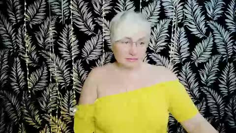 Kelly online show from May 28, 10:13 am