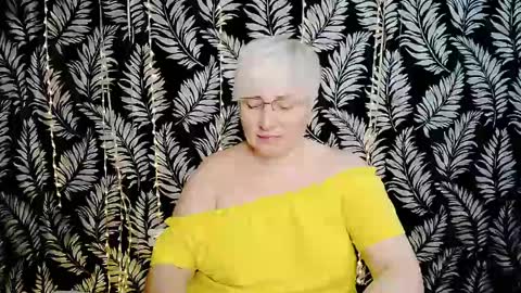 Kelly online show from May 21, 10:46 am