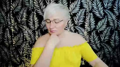 Kelly online show from May 23, 11:08 am