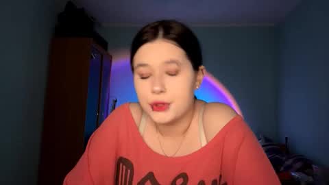 Emilia online show from February 17, 9:36 pm