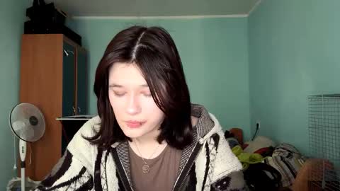 Emilia online show from February 1, 8:02 am