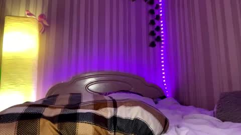 Emma online show from May 27, 1:08 pm