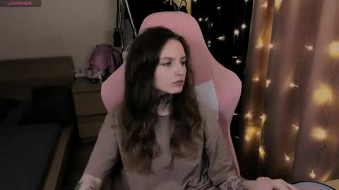 on_yxxx online show from April 16, 7:35 pm