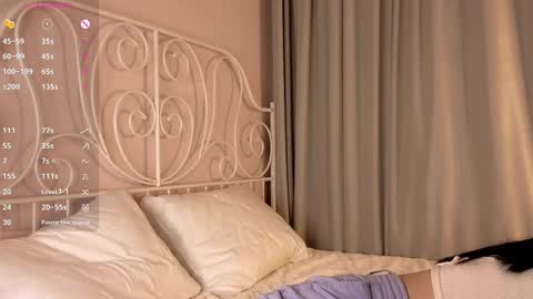 Lexi online show from February 26, 11:00 am