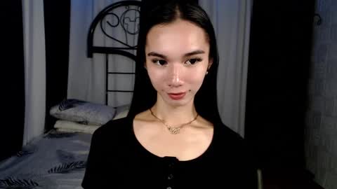 Snapshot of onicka_iha chatting on December 16, 5:43 pm Alexa online show from December 16, 5:43 pm