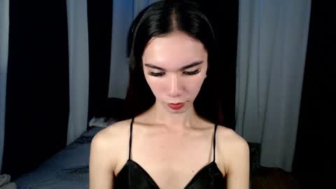 Snapshot of onicka_iha chatting on December 3, 4:50 pm Alexa online show from December 3, 4:50 pm