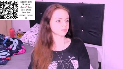 only_sarah1 online show from December 27, 10:59 pm