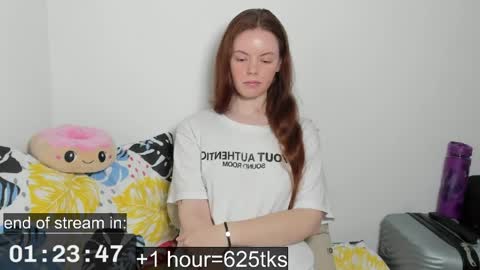 only_sarah1 online show from May 17, 10:31 pm