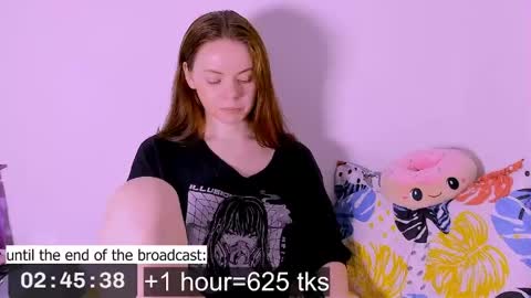 only_sarah1 online show from May 6, 10:47 pm