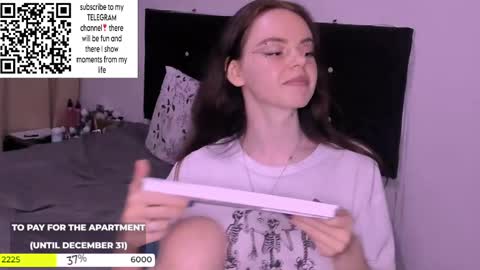 only_sarah1 online show from December 20, 11:47 pm