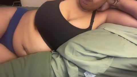 onlyinurdreams00 online show from June 30, 3:50 am