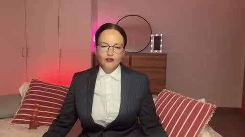 The cutest model on this site online show from July 26, 1:08 pm