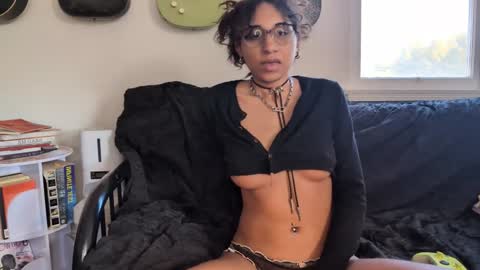 Duo online show from February 4, 10:45 pm